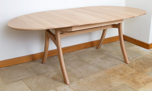 Andrena Albury 160-218cm Oval Extending Dining Table