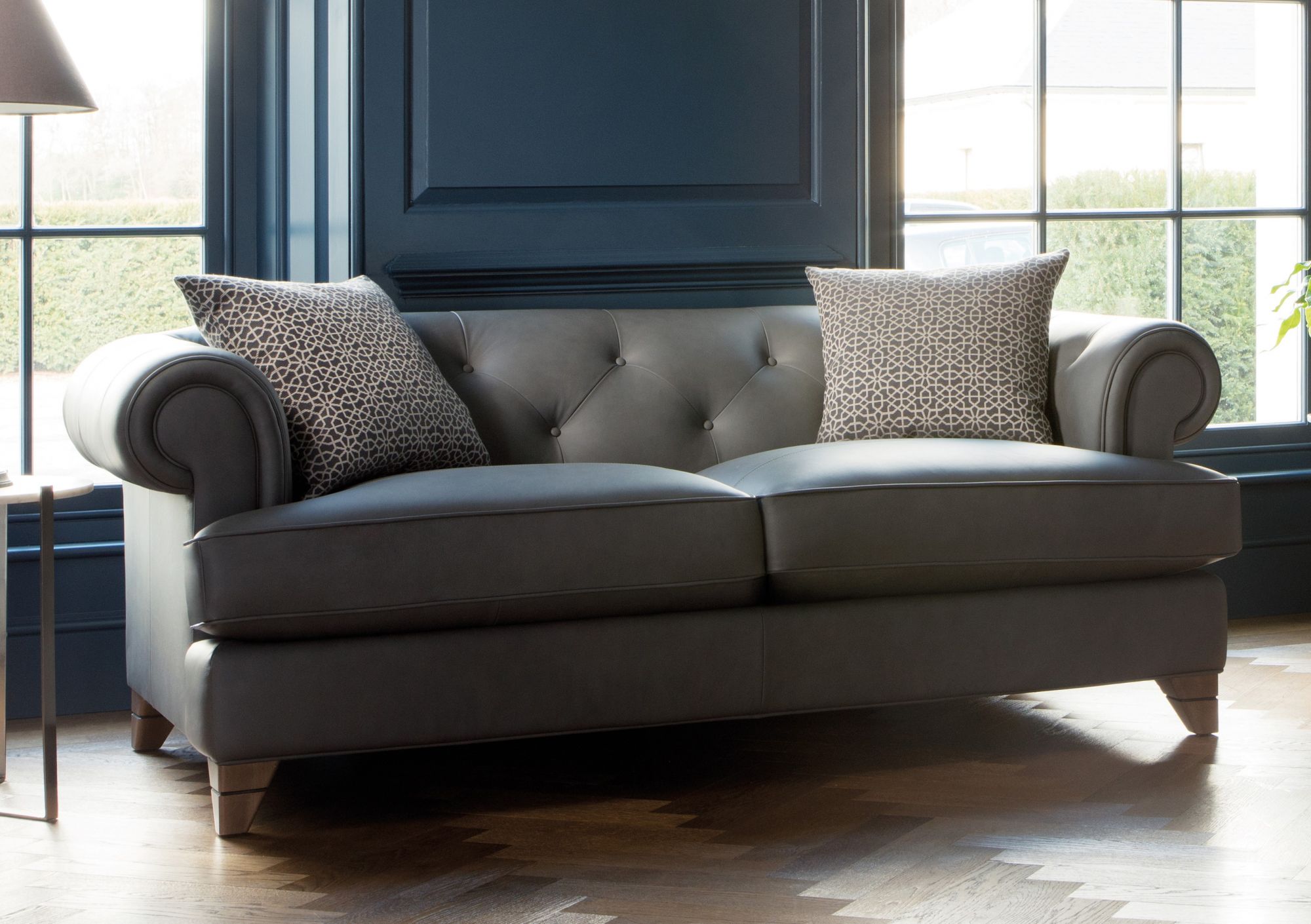 Parker Knoll 150 Collection Large 2 Seater Sofa Medium