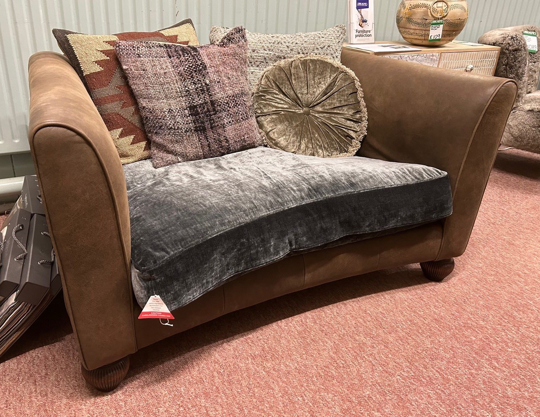 Clearance Tetrad Lowry Curved Midi Sofa & Curved Snuggler Sofas