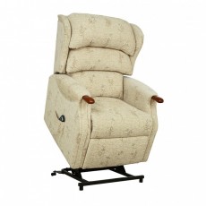 Celebrity Westbury Grande Riser Recliner