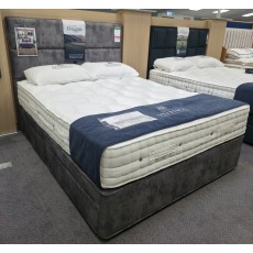 Clearance - Hypnos Holywell 5'0" (150cm) Kingsize 2+2 Drawer Divan Set + Headboard