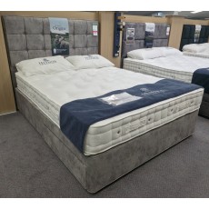 Clearance - Hypnos Clevedon 5'0" (150cm) Kingsize 2 Drawer Divan Set + Headboard