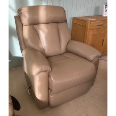 Clearance - La-z-Boy Georgina 3 Seater Power Sofa & Handle Recliner Chair in Dolce Leather Clearance - La-z-Boy Georgina 3 Seater Power Sofa & Handle Recliner Chair in Dolce Leather