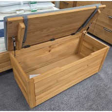 Clearance - Classic Forest Ottoman