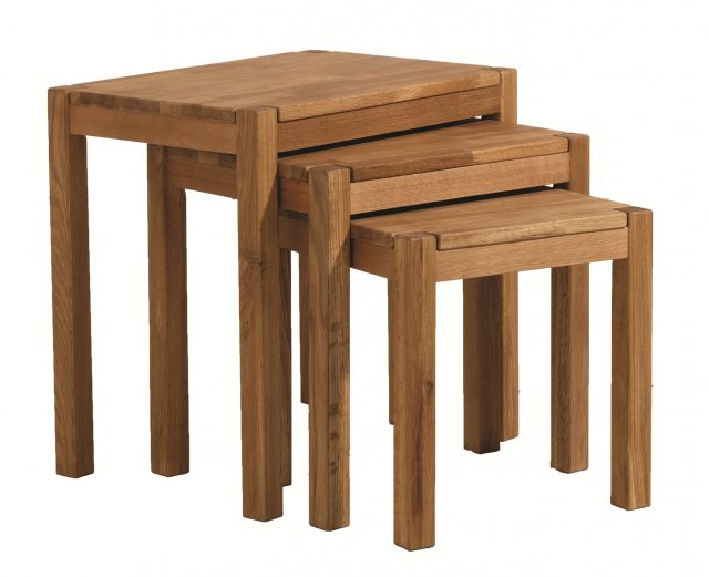 Regis Oak Nest of Tables