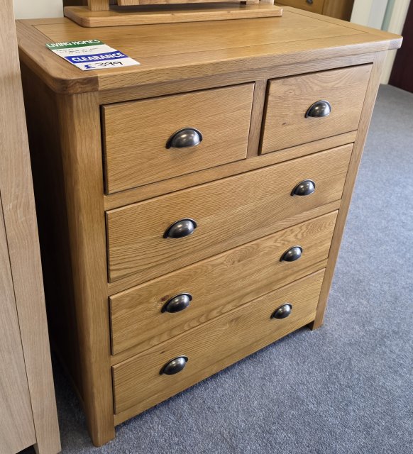 Clearance - Classic Portbury 2+3 Drawer Chest Oak