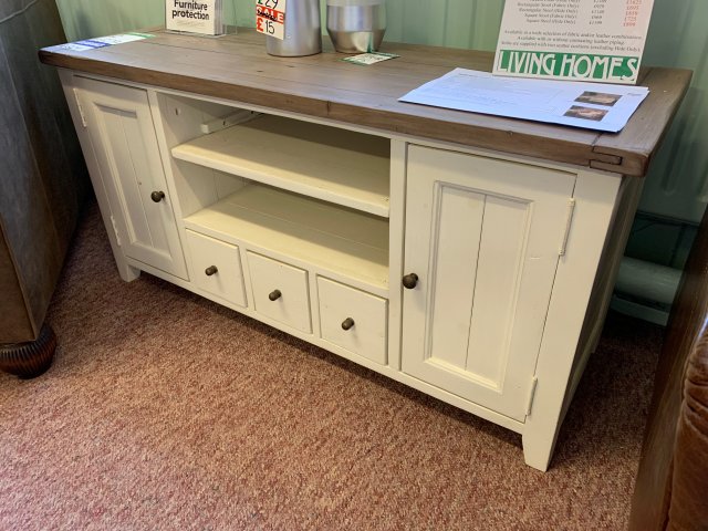 Clearance - Baker Cotleigh TV Stand