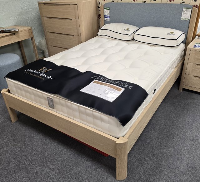 Clearance - TCH Lundin 135cm Double Bedstead