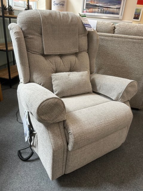Clearance - Celebrity Woburn Grande Dual Motor Riser Recliner