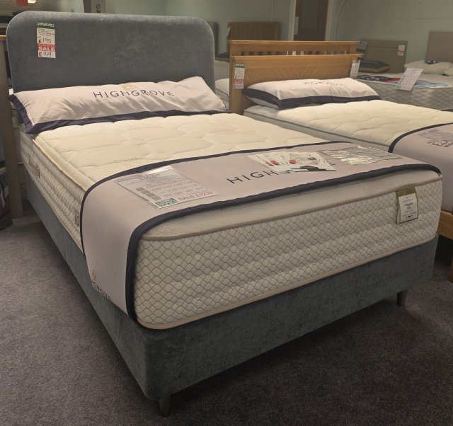 Clearance - Highgrove Bliss 2000 4'6" Shallow Base On Legs Set + Headboard