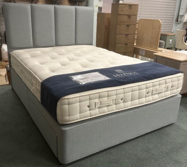 Clearance - Hypnos Chiltern Deluxe 5'0" (150cm) King Firm Edge 2 Drawer Set + Headboard