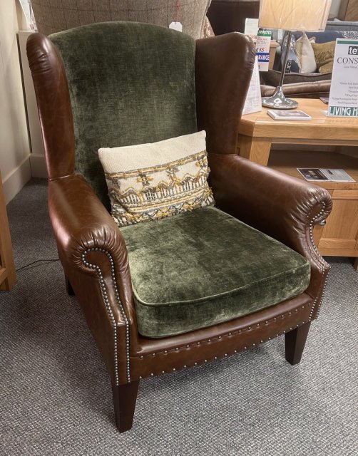 Clearance - Tetrad Constable Armchair in Velvet/Leather
