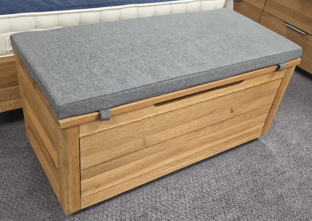 Clearance - Classic Forest Ottoman